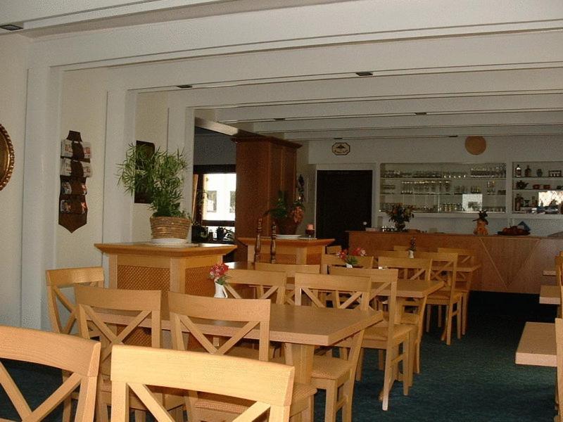 אוברטשאוסן Hotel Koch Maingau מראה חיצוני תמונה